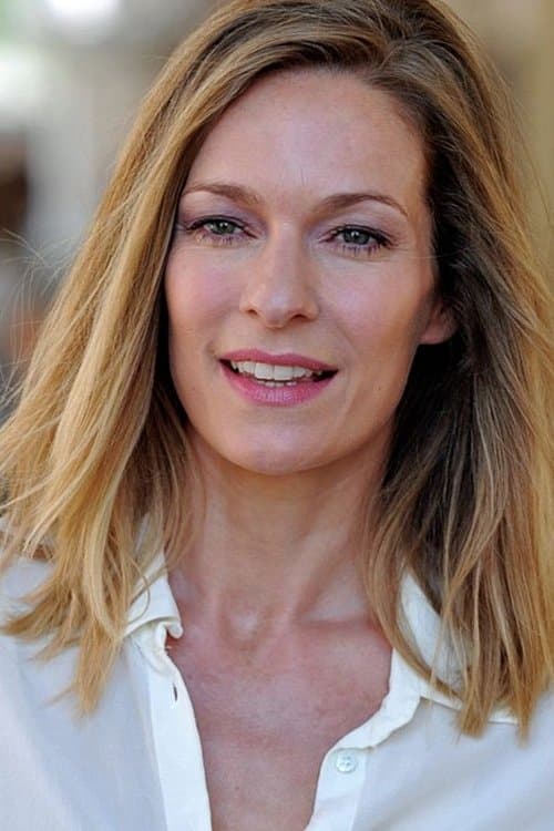 Lisa Martinek image