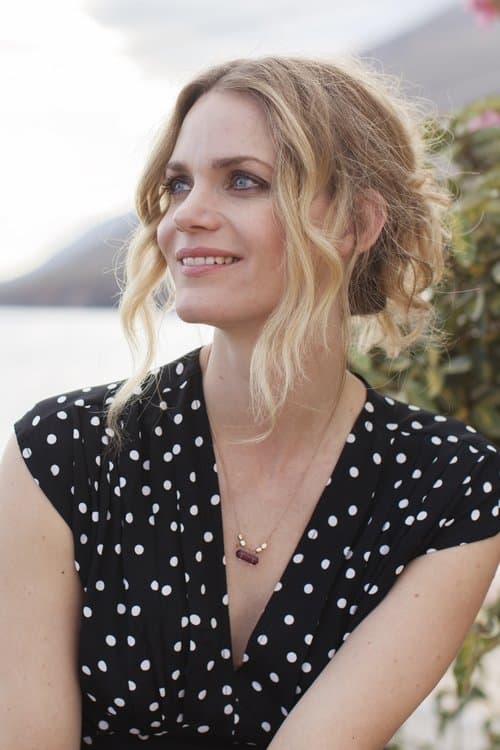 Liv Mjönes image