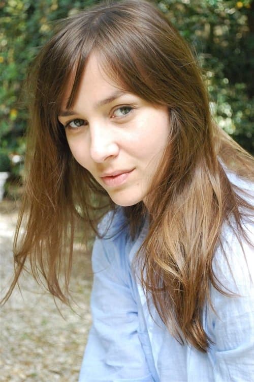 Louise-Anne Hippeau image
