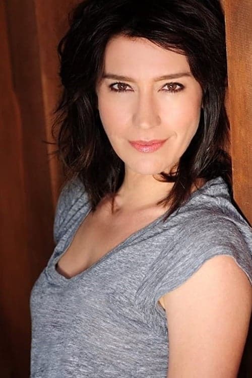 Louise Barnes image