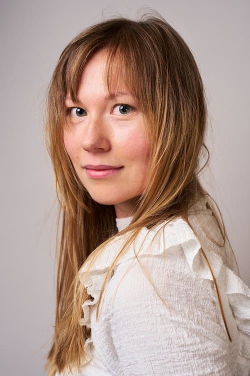 Louise Kim Salter image