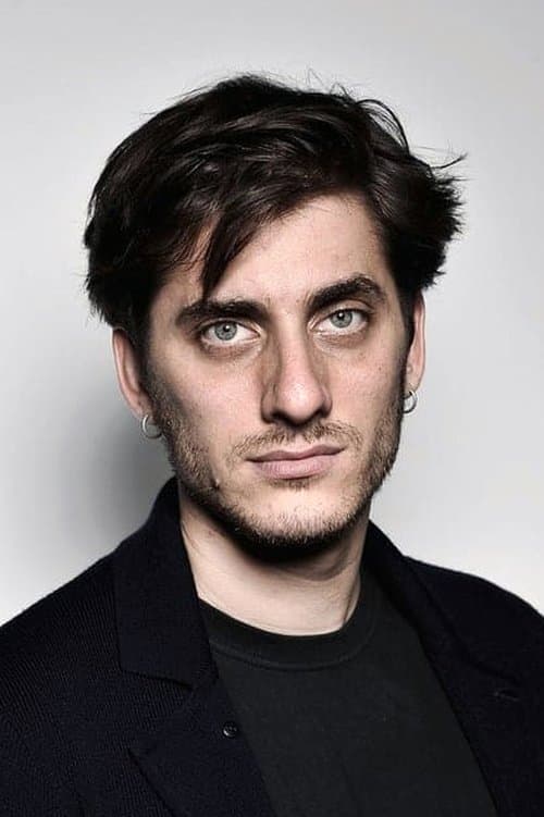 Luca Marinelli image