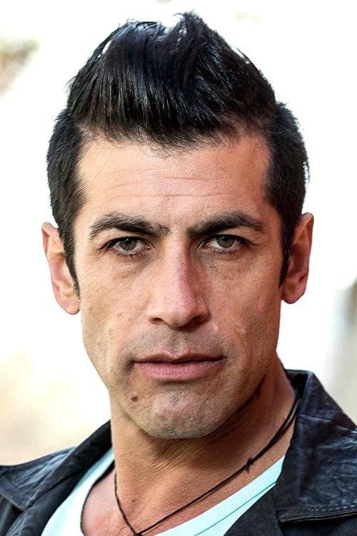 Luis Uribe image