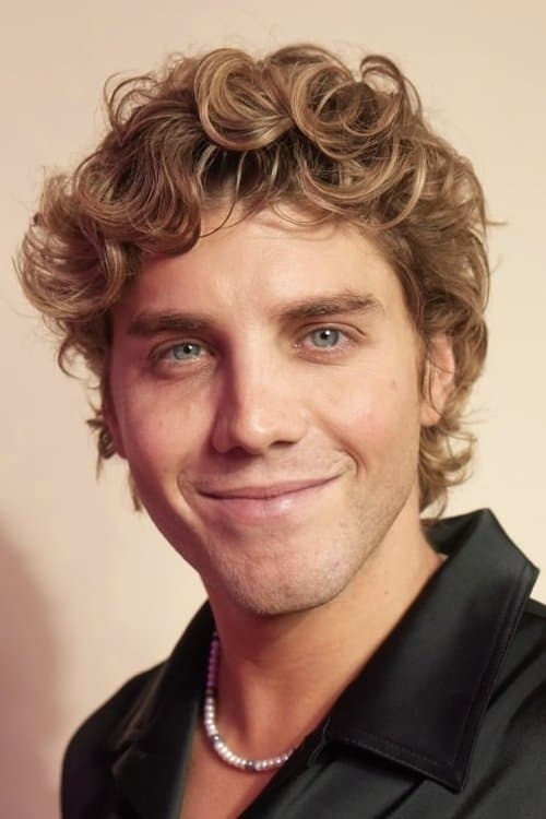 Lukas Gage image