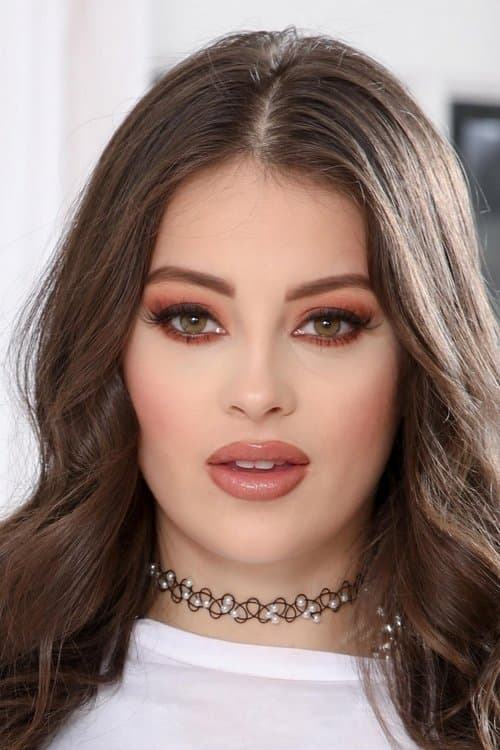 Maddy May image