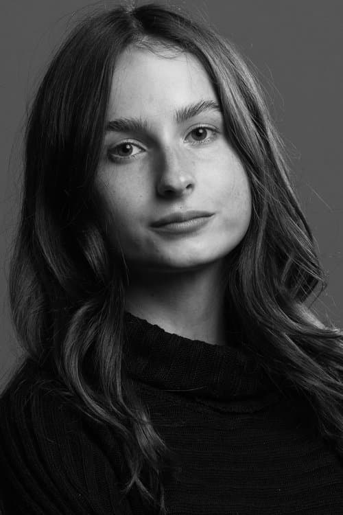 Madeleine Harris image