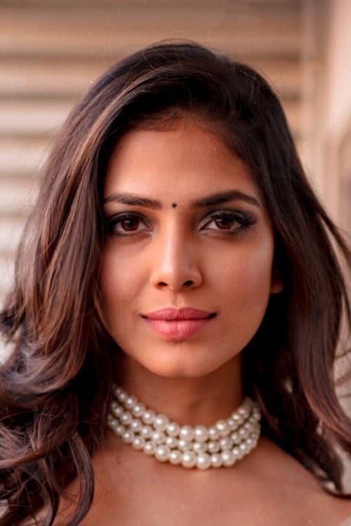 Malavika Mohanan image