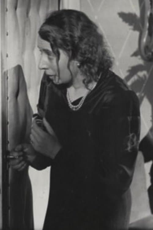 María Santos image