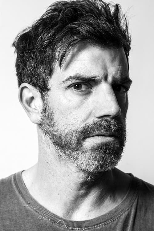 Mariano González image