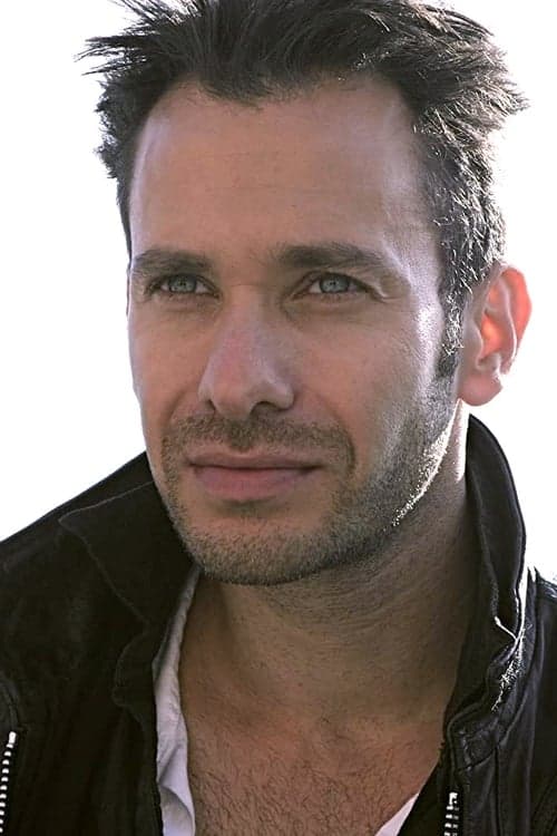 Matthew Wolf image