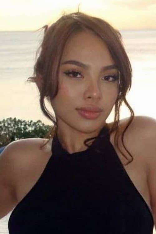 Mia Cruz image