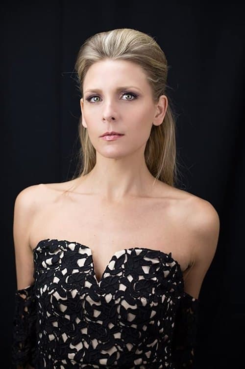 Michelle Lang image