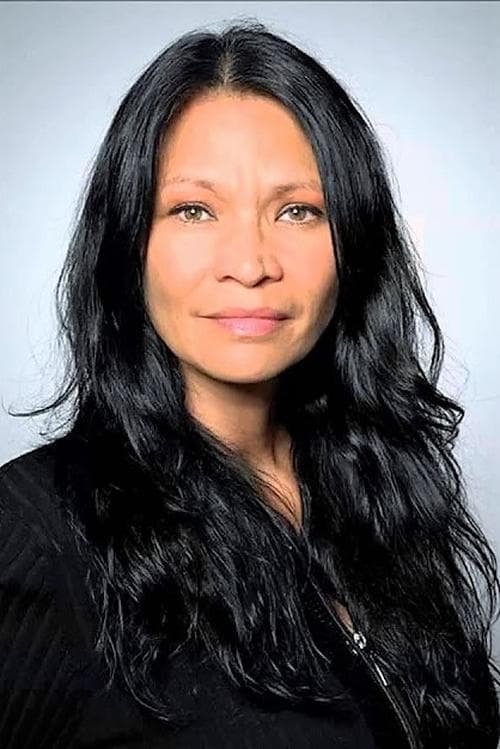 Michelle Thrush image