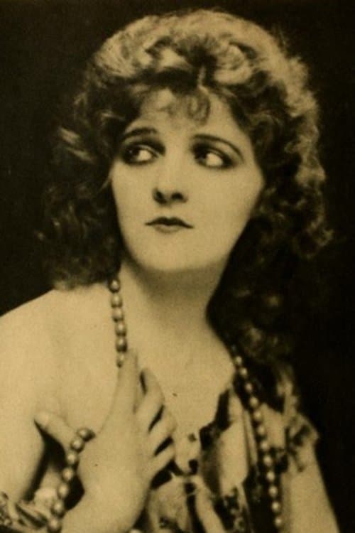 Miss DuPont image