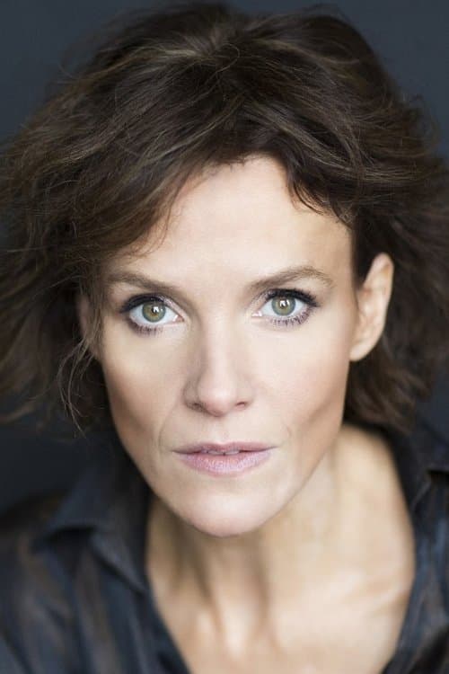 Molly Gaisford image