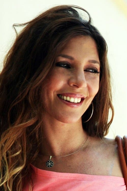 Mónica Ayos image