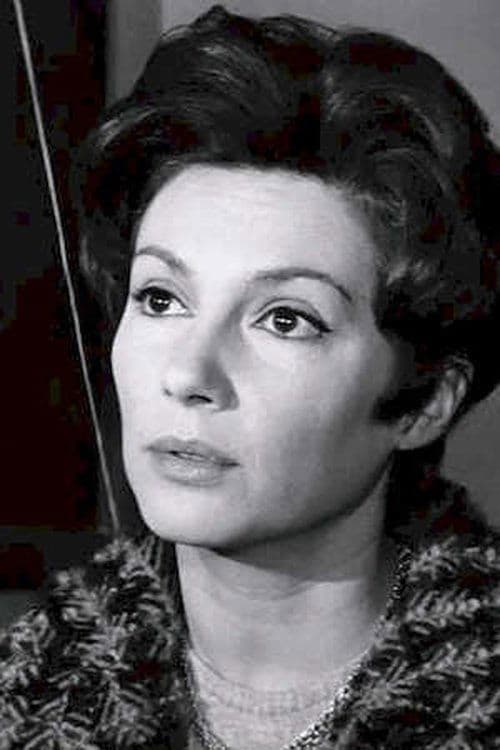 Nadine Alari image