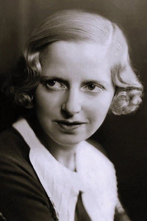 Nadine March image