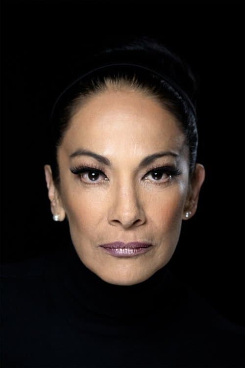 Natalia Traven image