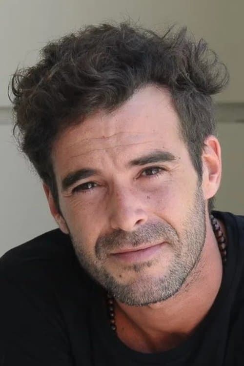 Nicolás Cabré image