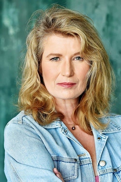 Nina Franoszek image