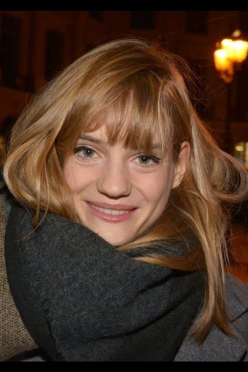 Noémie Schmidt image