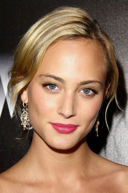 Nora Arnezeder image