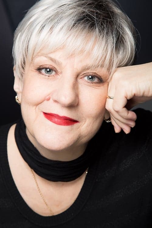 Oana Ștefănescu image