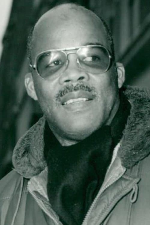 Oscar James image