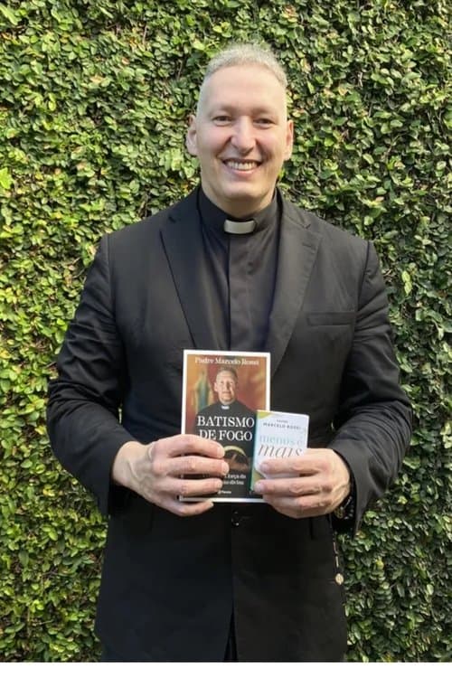 Padre Marcelo Rossi image