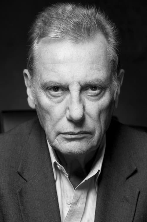 Paul Darrow image