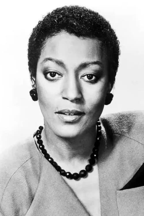 Paula Kelly image