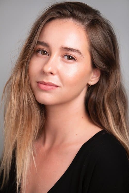 Paula Usero image