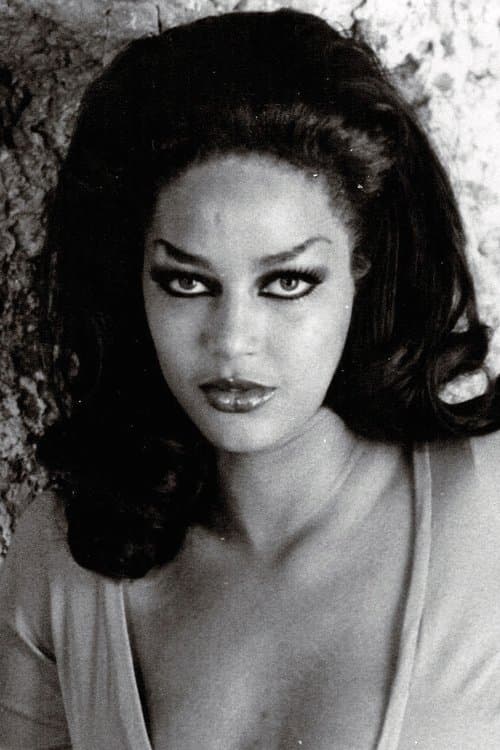 Pauline Peart image