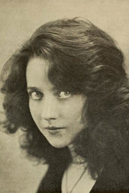Pauline Po image