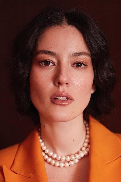 Pelin Akil image