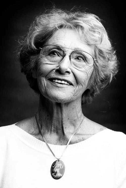 Renata Ulmanski image