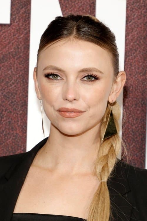 Riley Voelkel image