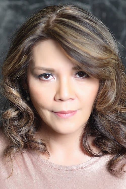Rina Reyes image