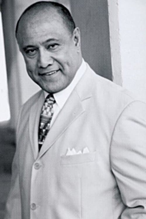 Robert Apisa image