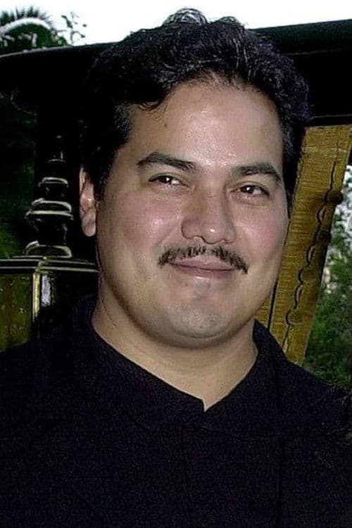 Robert Lujan image