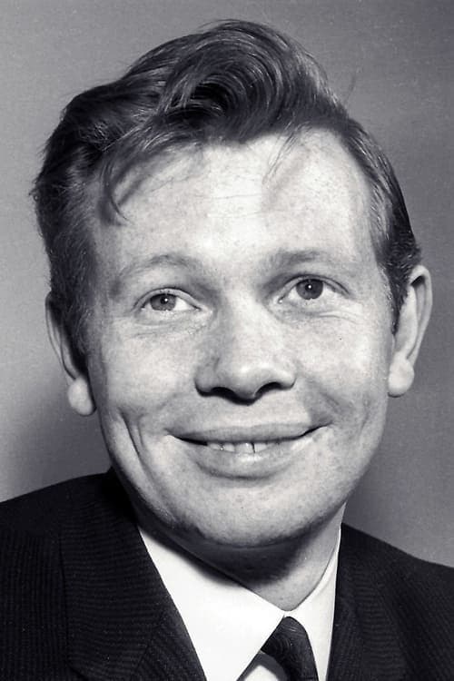 Ronald Lacey image