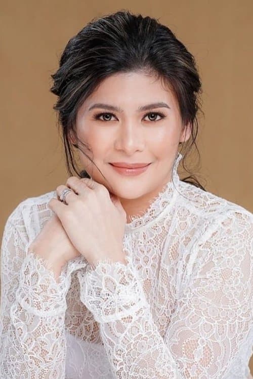 Roxanne Guinoo image