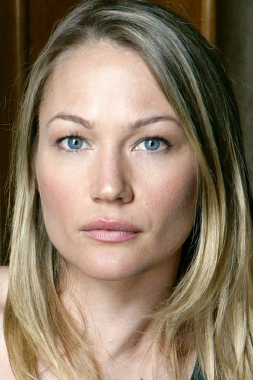Sarah Wynter image