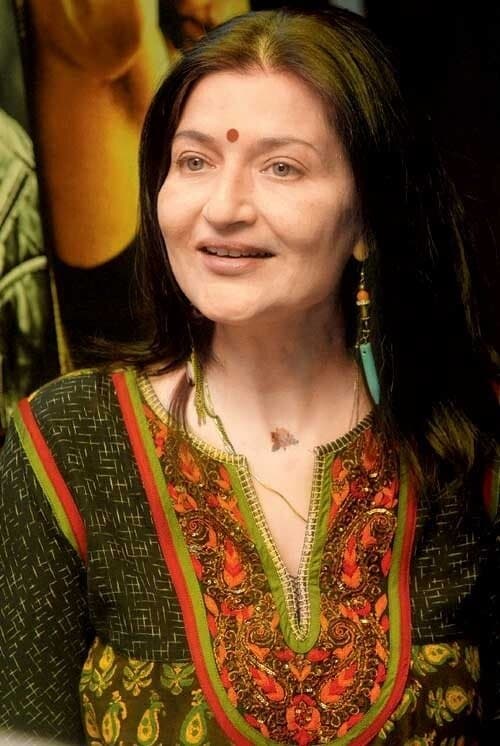 Sarika image