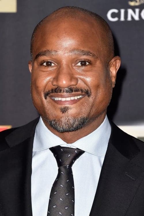 Seth Gilliam image