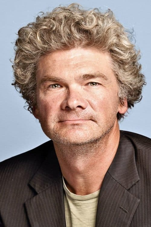 Simon Farnaby image