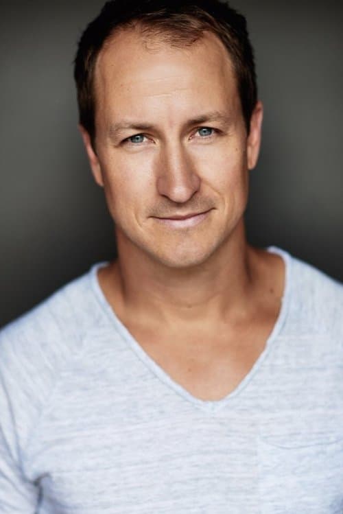 Simon Mallory image