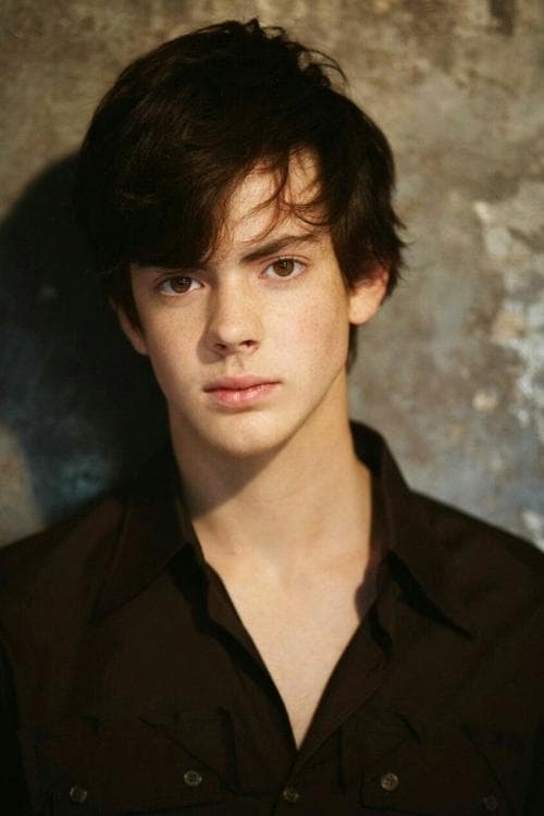 Skandar Keynes image
