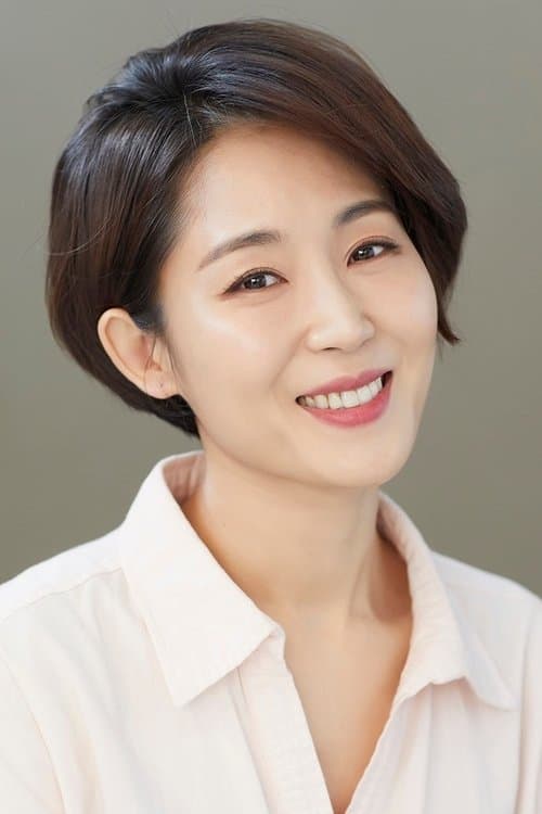 Son Ji-yoon image